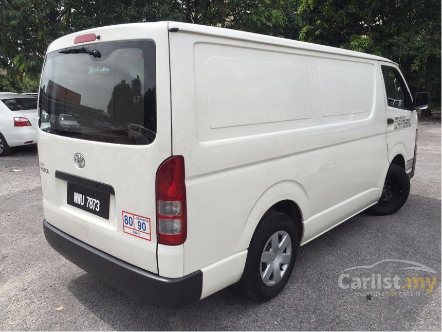 Toyota Hiace 2013 Panel 2.5 in Selangor Manual Van White 
