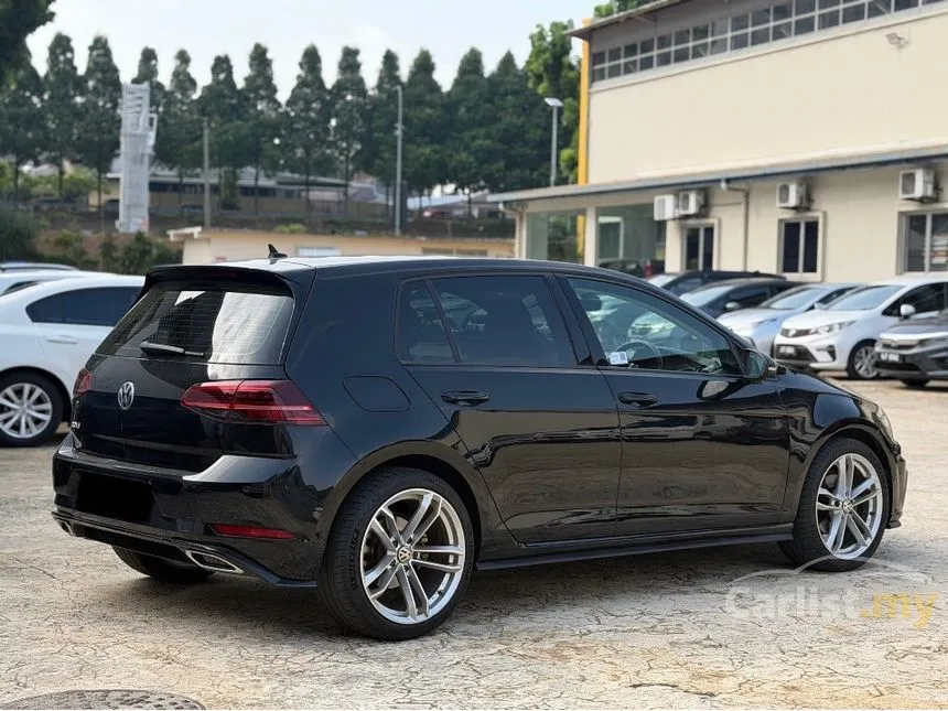 2020 Volkswagen Golf TSI R-Line Hatchback