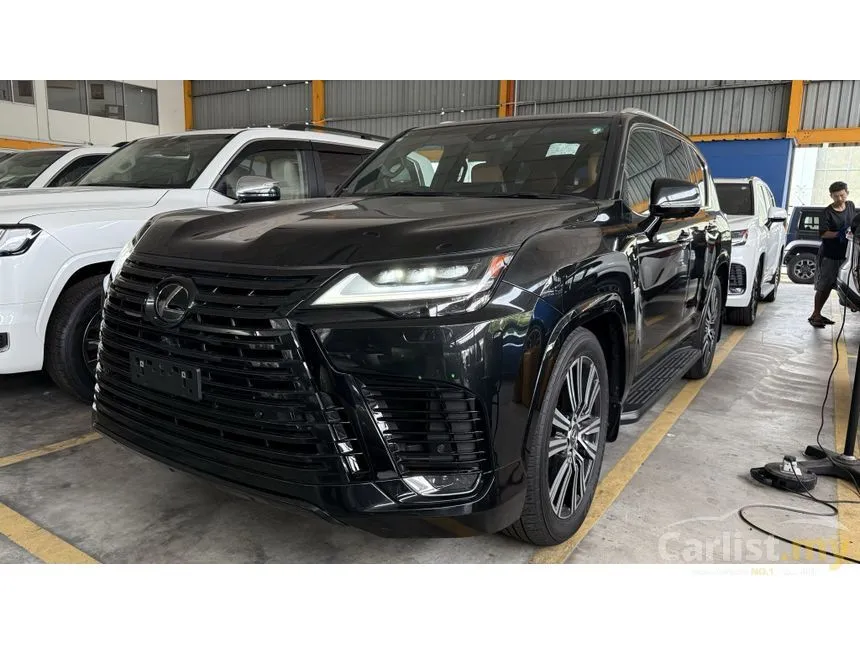2024 Lexus LX 600 7 seater SUV