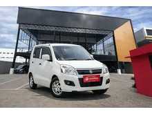 2020 Suzuki Karimun Wagon R 1.0 GL Hatchback - Diskon Cash hingga Rp10 juta
