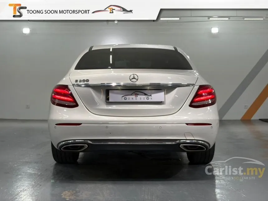 2017 Mercedes-Benz E200 Avantgarde Sedan