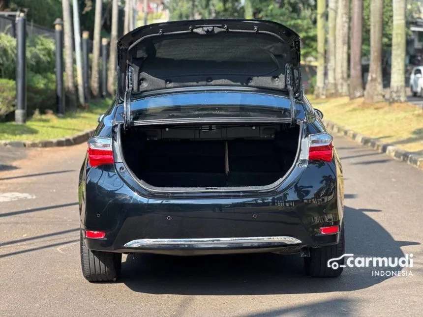 2018 Toyota Corolla Altis V Sedan