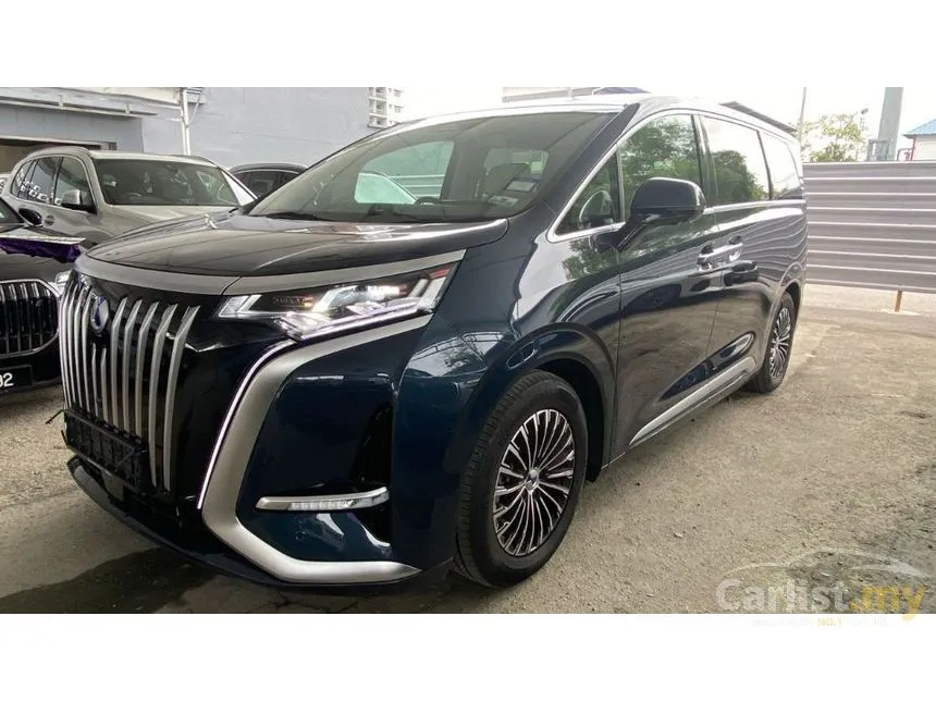 2025 Denza D9 Premium MPV