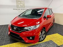 2016 Honda Jazz 1.5 V i-VTEC Hatchback FULL SERVICE RECORD UNDER WARRANTY FULL BODYKIT TIPTOP CONDITION 1 LADY OWNER