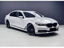 2016 BMW 730Li 2.0 Sedan - Head-up display (HUD) l Full digital meter l Soft-close door