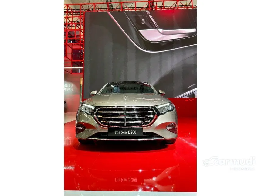 2024 Mercedes-Benz E200 Exclusive Line Sedan