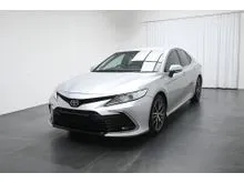 2022 Toyota Camry 2.5 V Under Warranty Mileage - 47k Full Service Record ( OTR price )