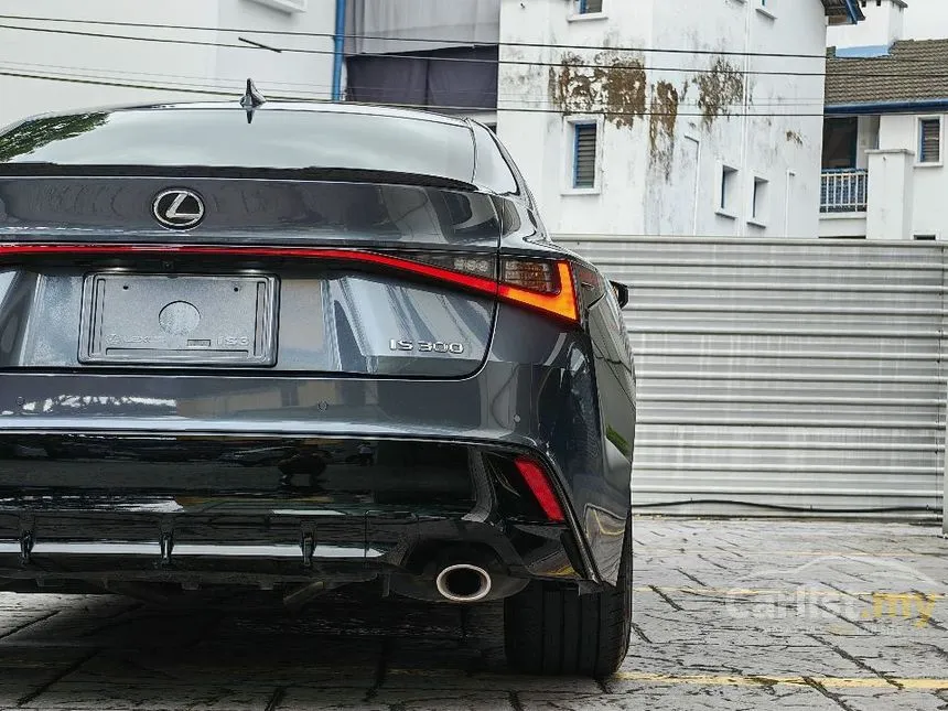2021 Lexus IS 300 F Sport Sedan