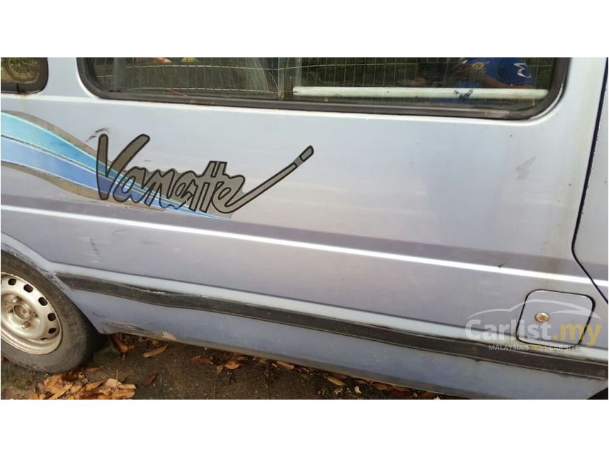 1989 Nissan Vanette Van