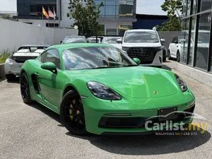 2022 Porsche 718 4.0 Cayman GT4 Coupe