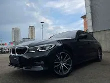 2020 BMW 320i 2.0 Sport Sedan New Model G20 TOTAL DP 225JT Black On Black Warranty Free Maintenance 5Years (Tinggal Isi Bensin) TOTAL DP RINGAN