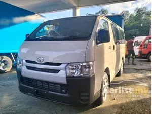 2025 Toyota Hiace 3.0 Window Van Van