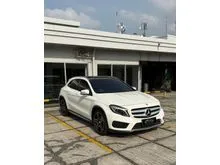 2015 Mercedes-Benz GLA200 1.6 Urban SUV