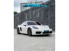 2019 Porsche 718 2.0 Cayman Coupe - PDK Sport Chrono