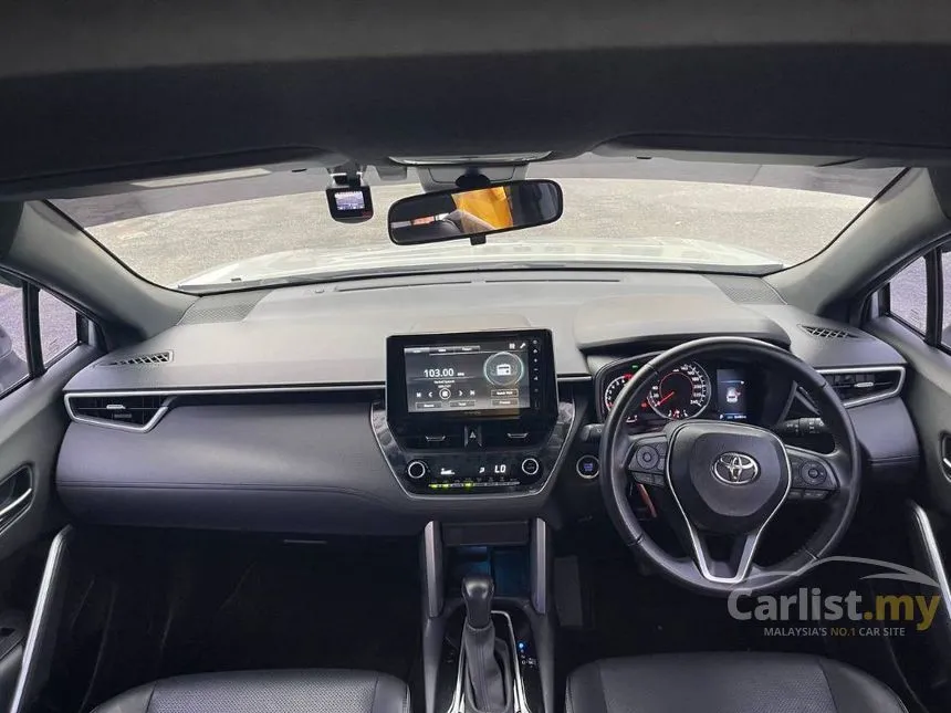 2022 Toyota Corolla Cross V SUV