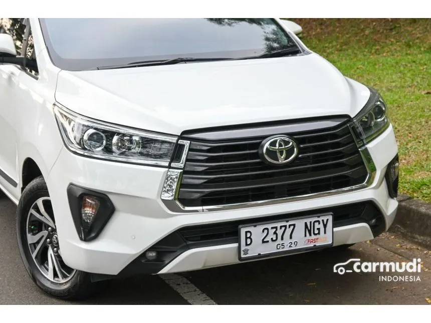 2021 Toyota Kijang Innova V MPV