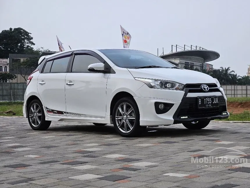 Jual Mobil Toyota Yaris 2016 TRD Sportivo 1.5 di Banten Automatic Hatchback Putih Rp 169.000.000