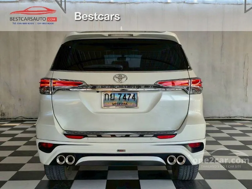 2018 Toyota FORTUNER V SUV
