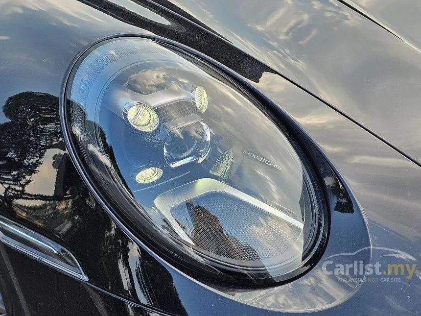 2022 Porsche 911 Carrera S Coupe