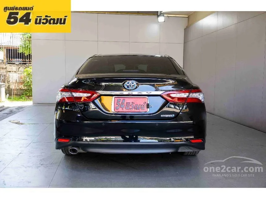 2020 Toyota Camry Hybrid Premium Sedan