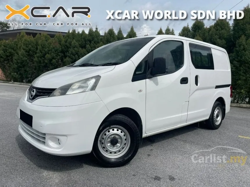 2020 Nissan NV200 Semi Panel Van
