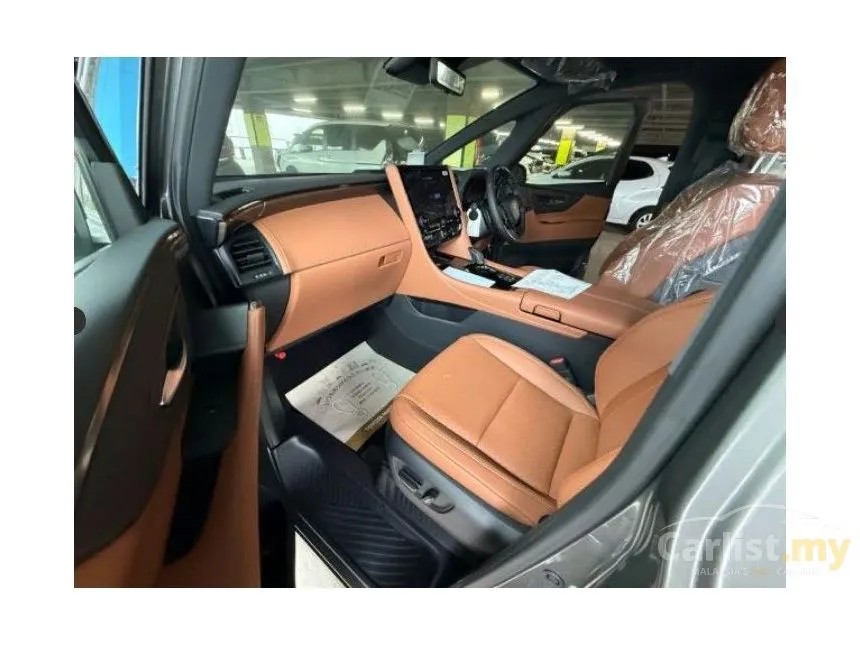2025 Toyota Vellfire Executive Lounge HEV MPV