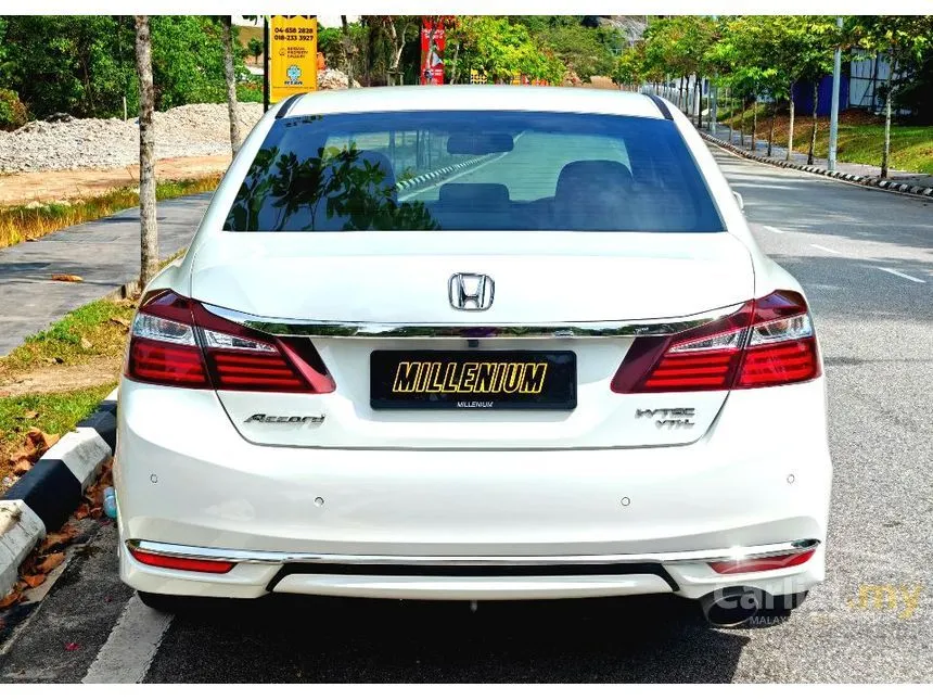 2017 Honda Accord VTi-L Sedan