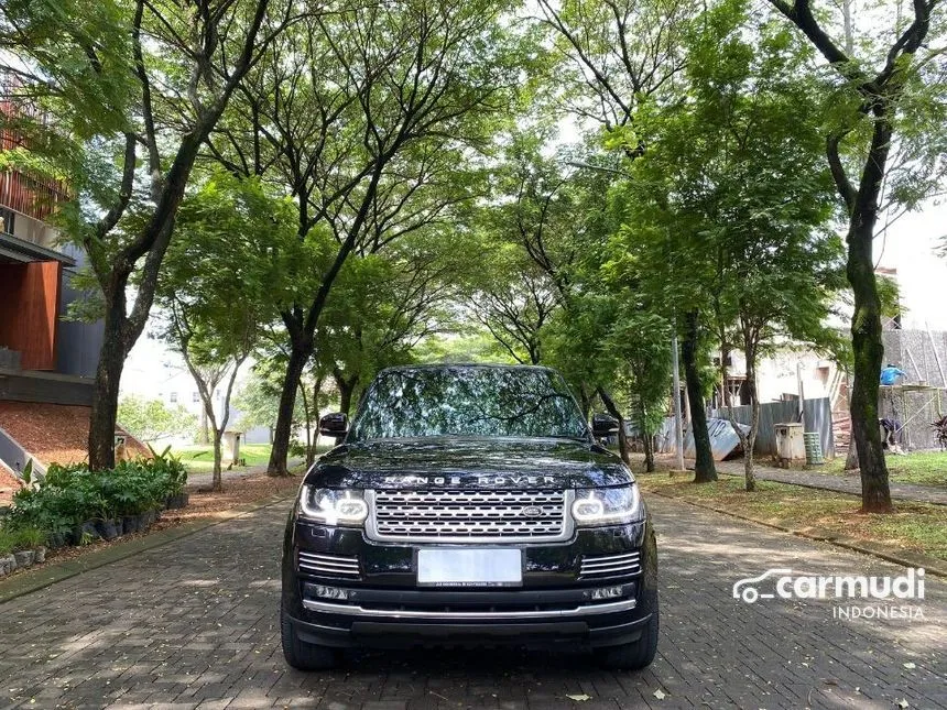 2014 Land Rover Range Rover Vogue SUV