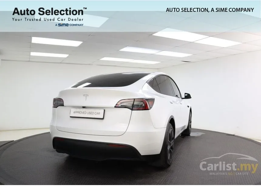 2025 TESLA Model Y Standard Range SUV