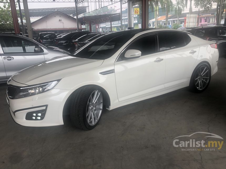 Kia Optima K5 2015 2.0 in Johor Automatic Sedan White for RM 70,888