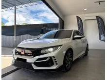 2018 Honda Civic 1.8 S Sedan # Full Type R Body Kit # Electronic Parking Brake # Electric Adjustment Driver Seat # One Careful Owner