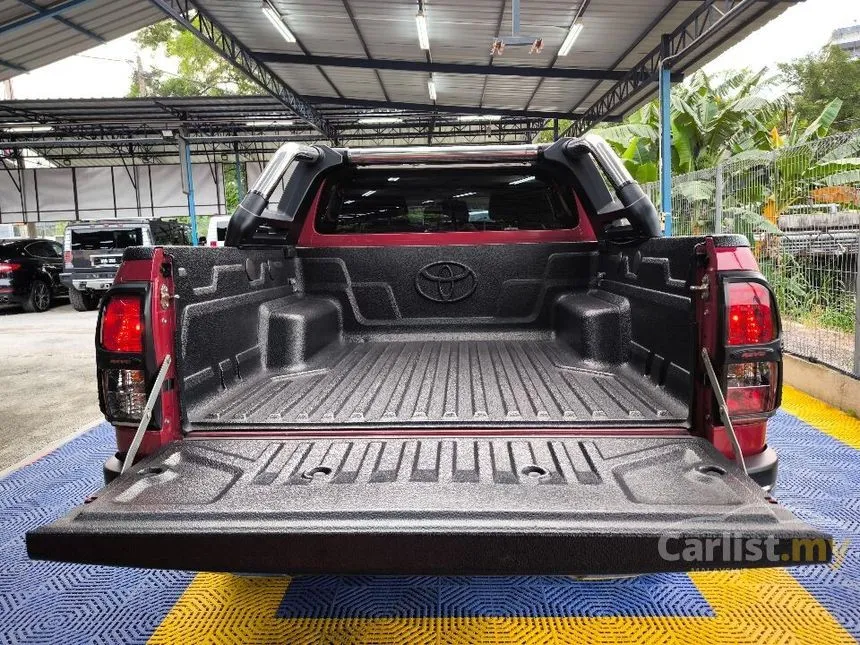 2016 Toyota Hilux G Dual Cab Pickup Truck