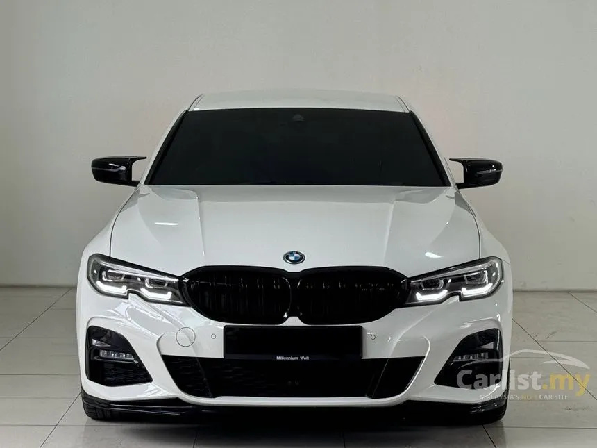 2022 BMW 330e M Sport Sedan