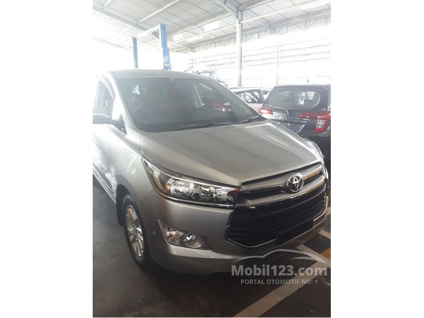 Jual Mobil Toyota Kijang Innova 2017 V 2.4 di Jawa Timur 