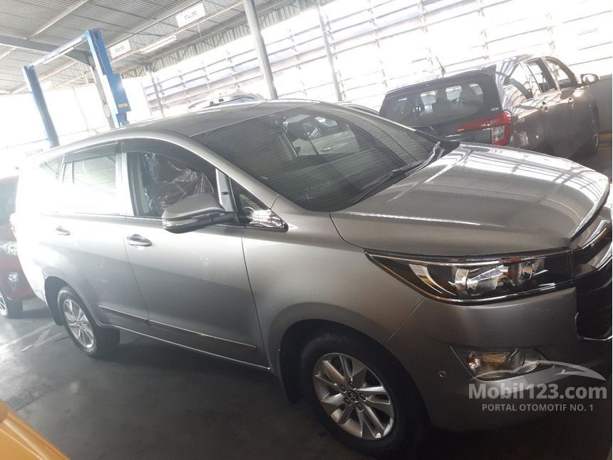 Jual Mobil Toyota Kijang Innova 2017 V 2.4 di Jawa Timur Jual Mobil Toyota Kijang Innova 2017 V 2.4 di Jawa Timur