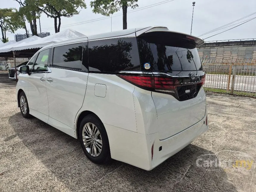 2024 Toyota Alphard Z 7-Seater MPV