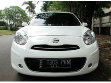 NISSAN MARCH XS A/T 2011 Putih Nama Sendiri Km 60 Rb