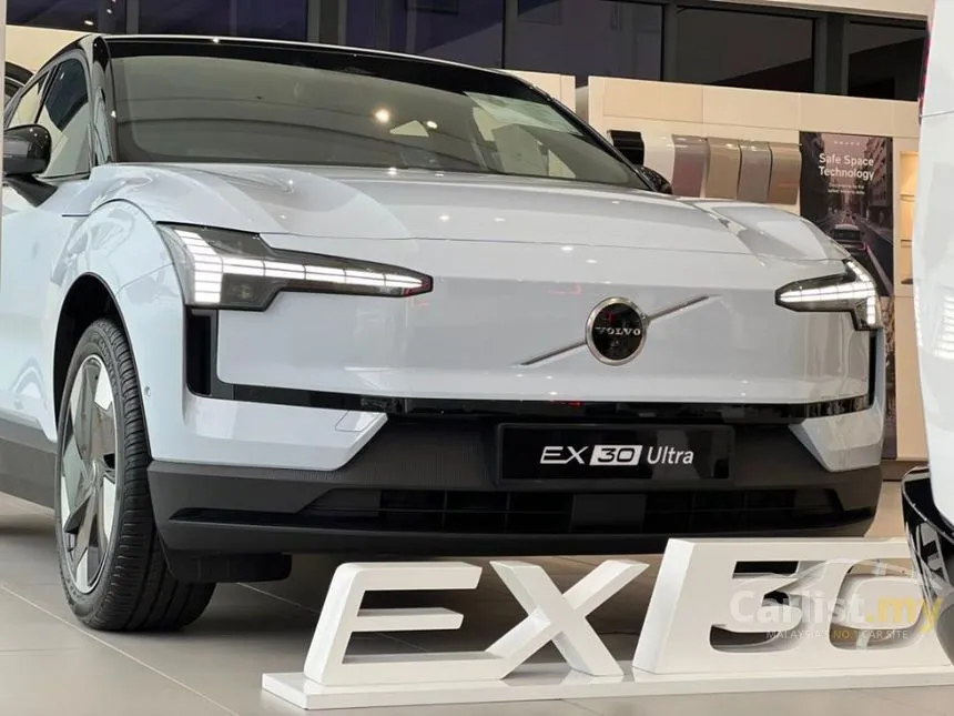 2026 Volvo EX30 Ultra SUV