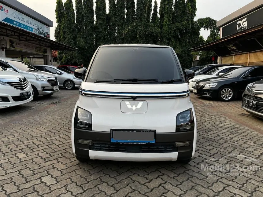2022 Wuling Air EV Long Range Hatchback