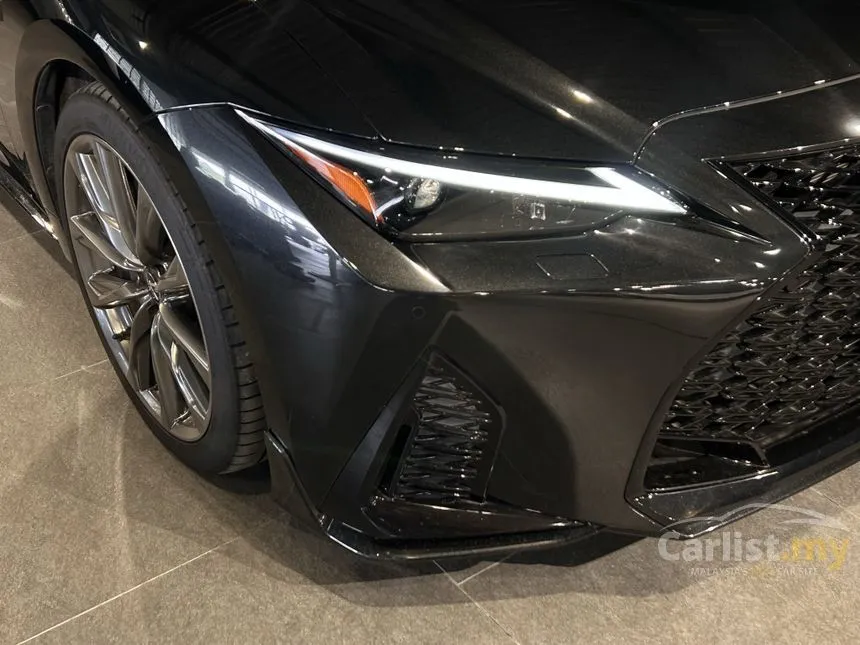 2021 Lexus IS 300 F Sport Sedan