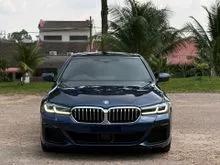 2022 BMW 530i 2.0 M Sport Sedan (HOT DEAL UNIT)
