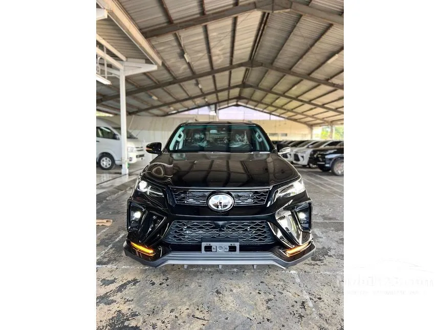 Jual Mobil Toyota Fortuner 2024 GR Sport 2.8 di DKI Jakarta Automatic SUV Hitam Rp 599.000.000