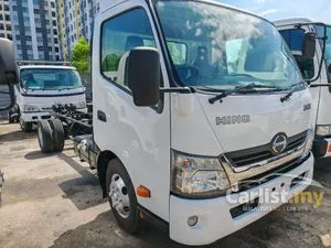 2026 Hino 300 4.0 Lorry
