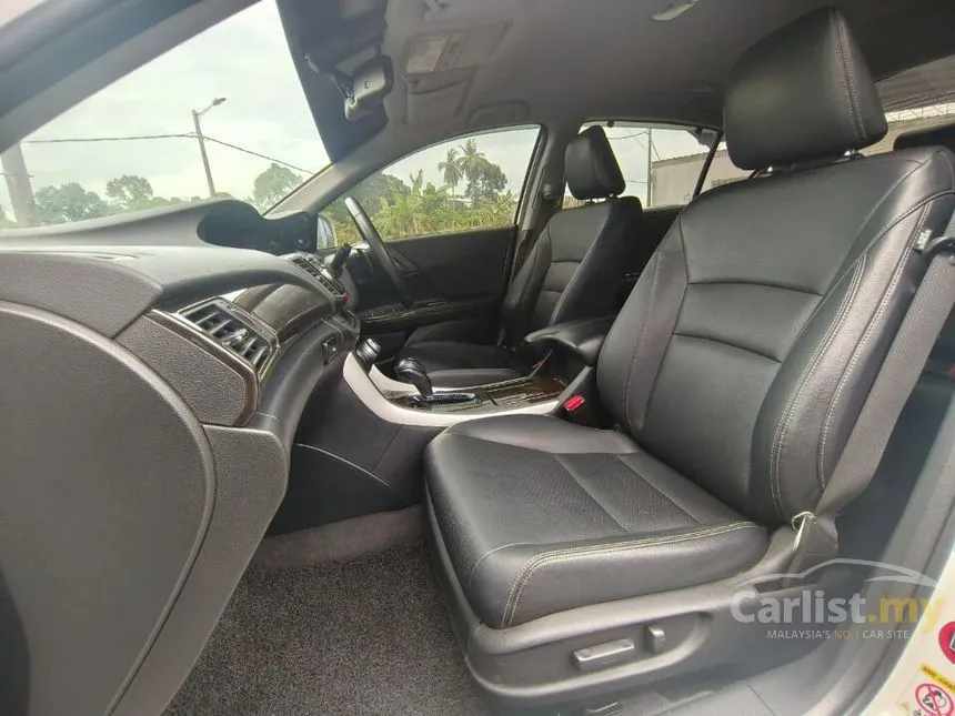 2015 Honda Accord i-VTEC Sedan