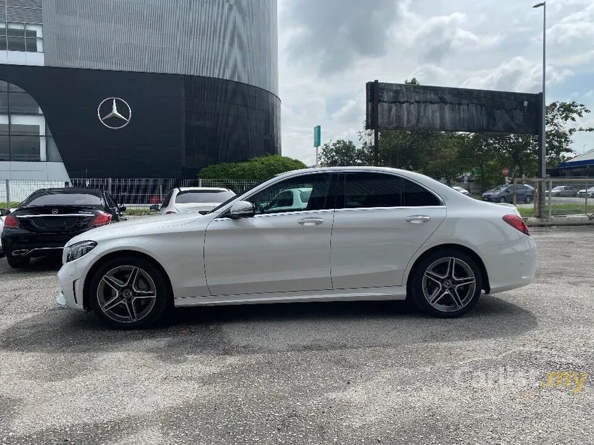 2019 Mercedes-Benz C200 AMG Line Sedan