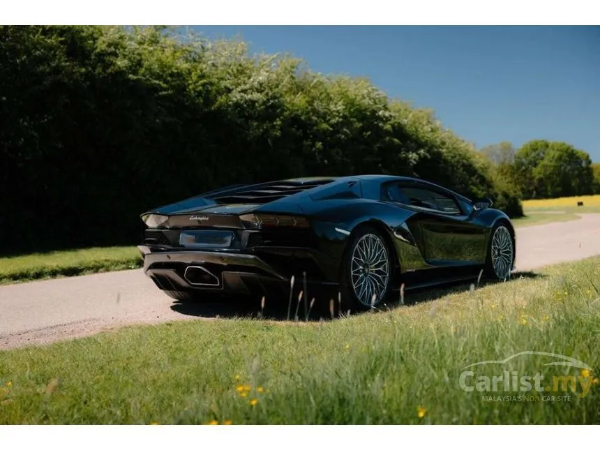 2018 Lamborghini Aventador S Coupe