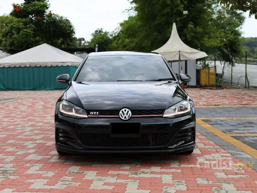 2017 Volkswagen Golf GTI Hatchback