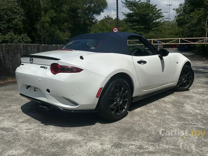 2023 Mazda MX-5 SKYACTIV-G RF Convertible