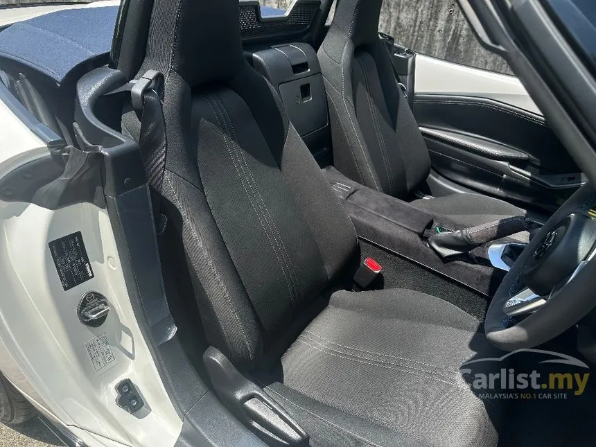 2023 Mazda MX-5 SKYACTIV-G RF Convertible