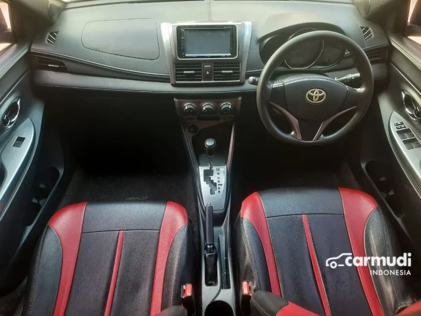 2015 Toyota Yaris G Hatchback